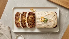 Winterlicher Früchtekuchen mit Dinkel und Baiser – saftig, würzig und unkompliziert